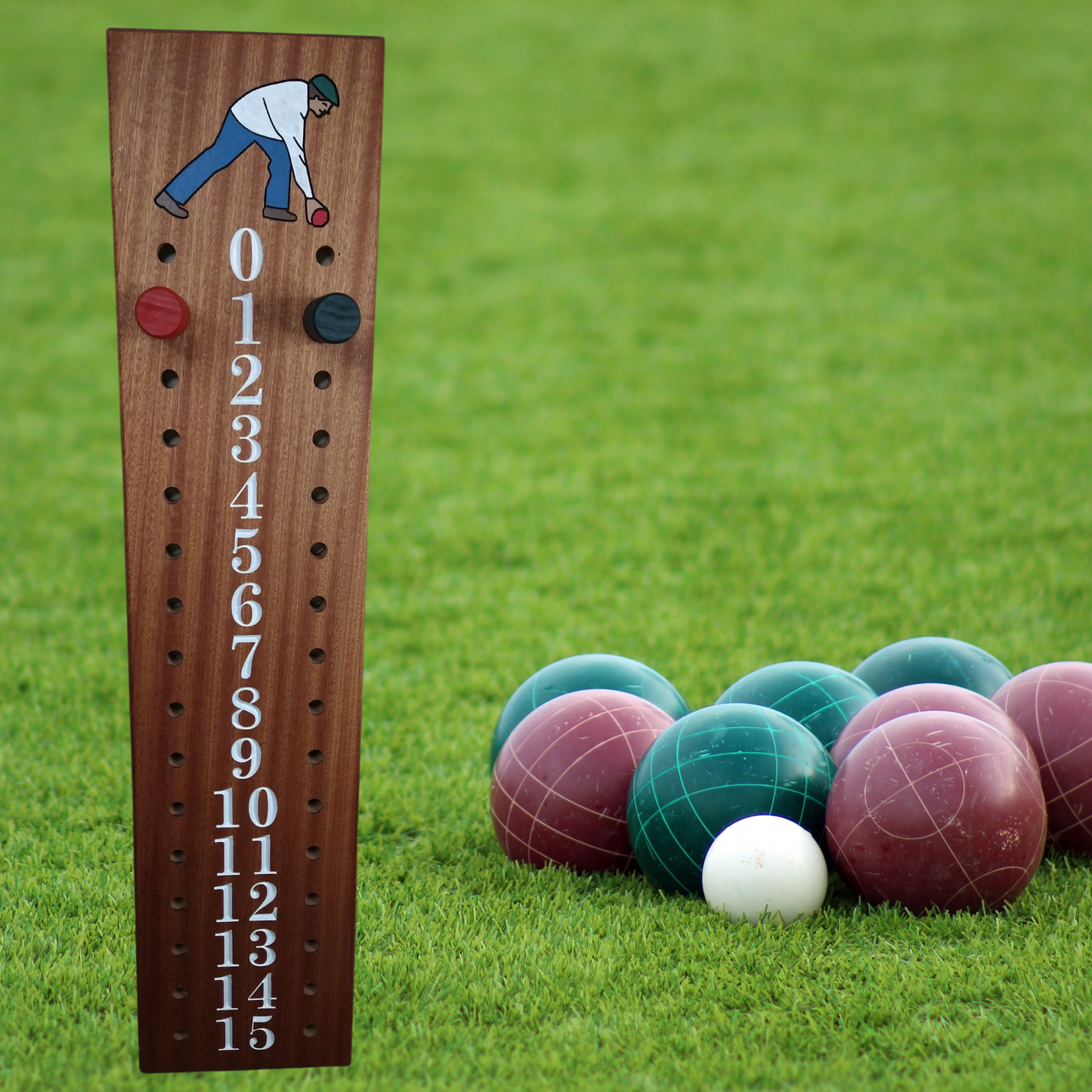 Mahogany bocce scoreboard #0-15 mahogany with gentleman image at top