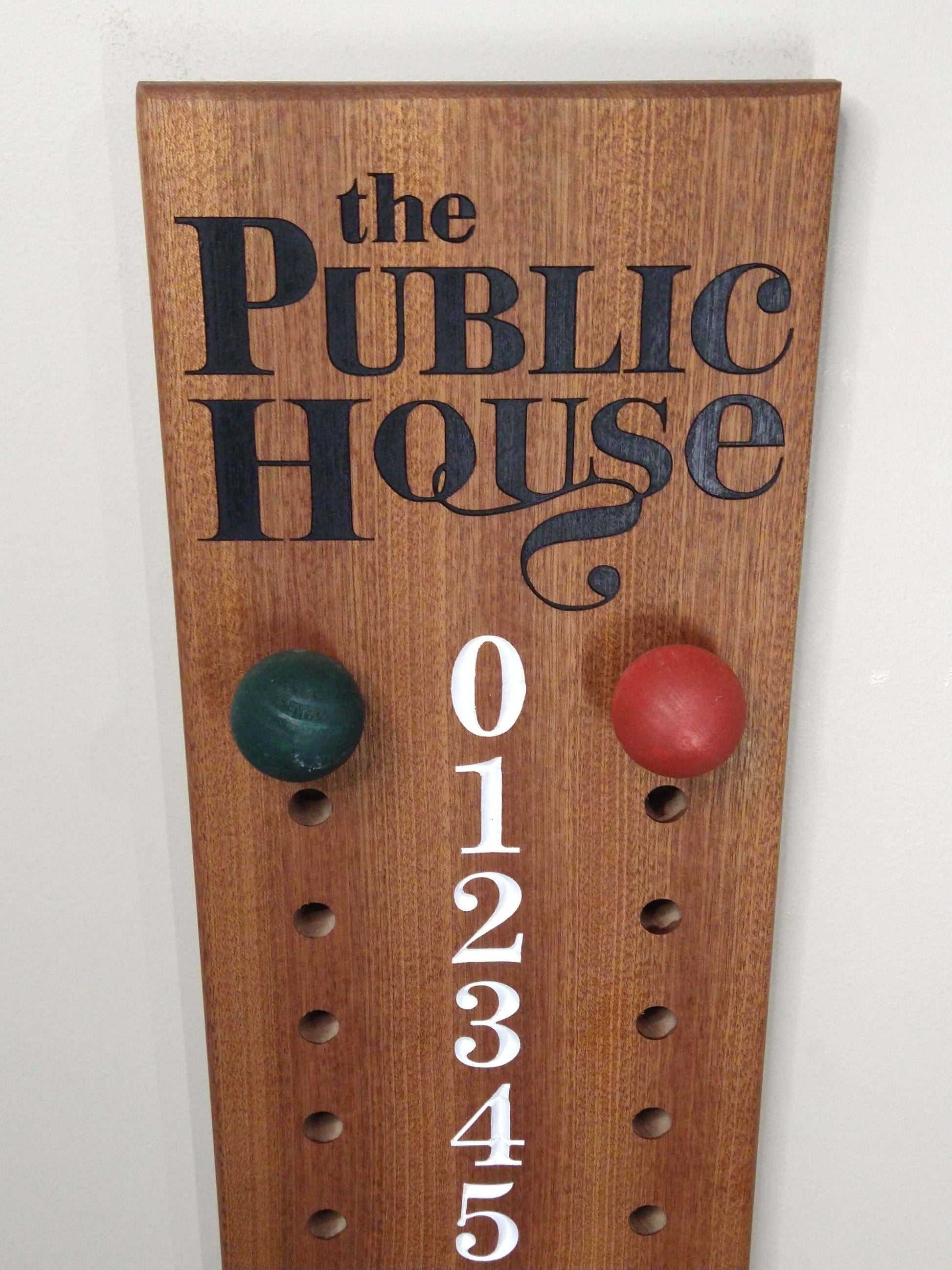 Public house  Logo bocce scoreboard